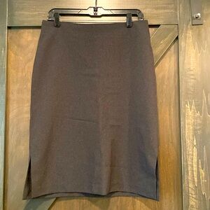 Beautiful pencil skirt from H&M. European size 42. Fits like a US size 8.